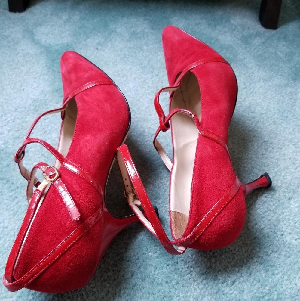Shoes - Picture 2 of 3